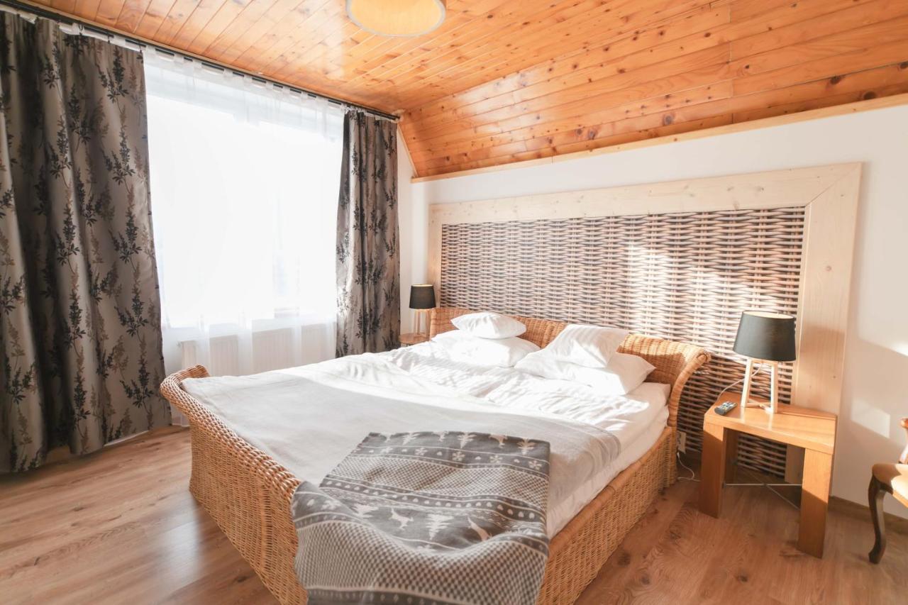 Folkowy Dom Dla 14 Osob Z Sauna I Grillowiskiem - Dream Apart Szczyrk Exterior photo